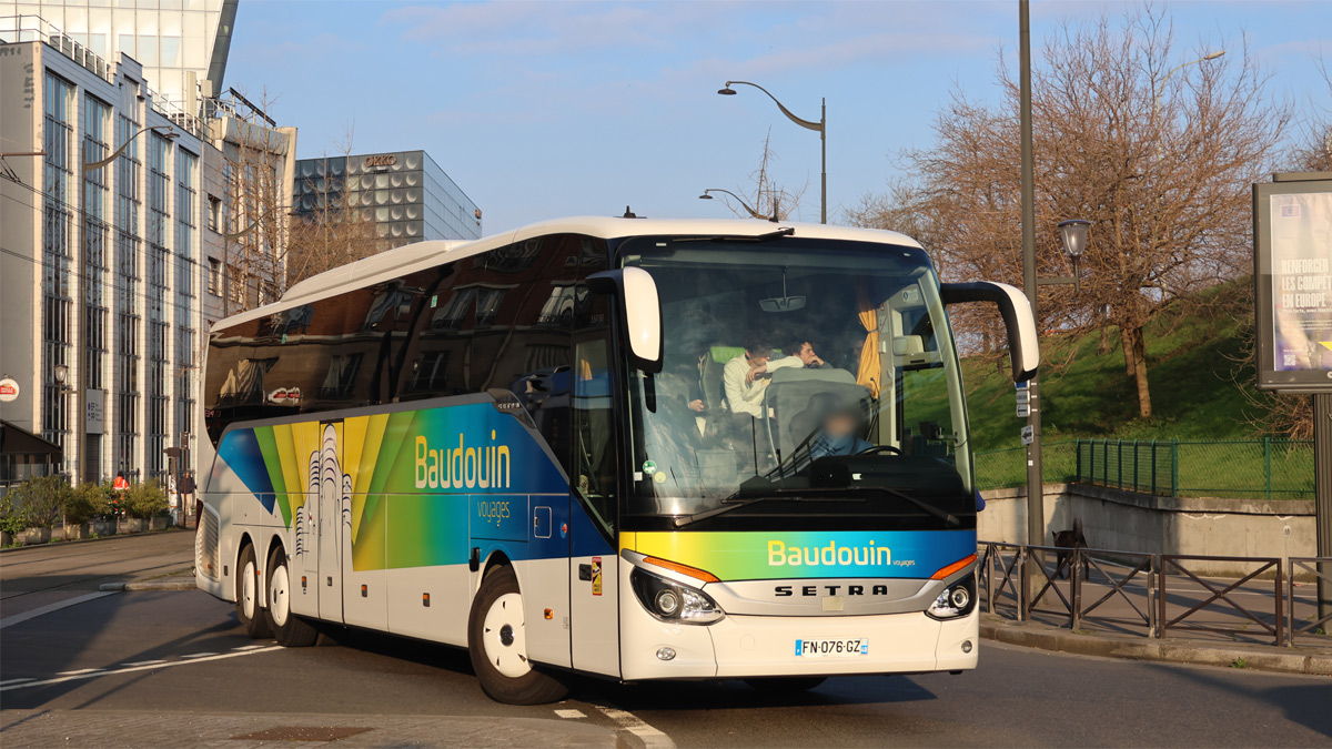 Autocar de l'entreprise Voyages Baudouin