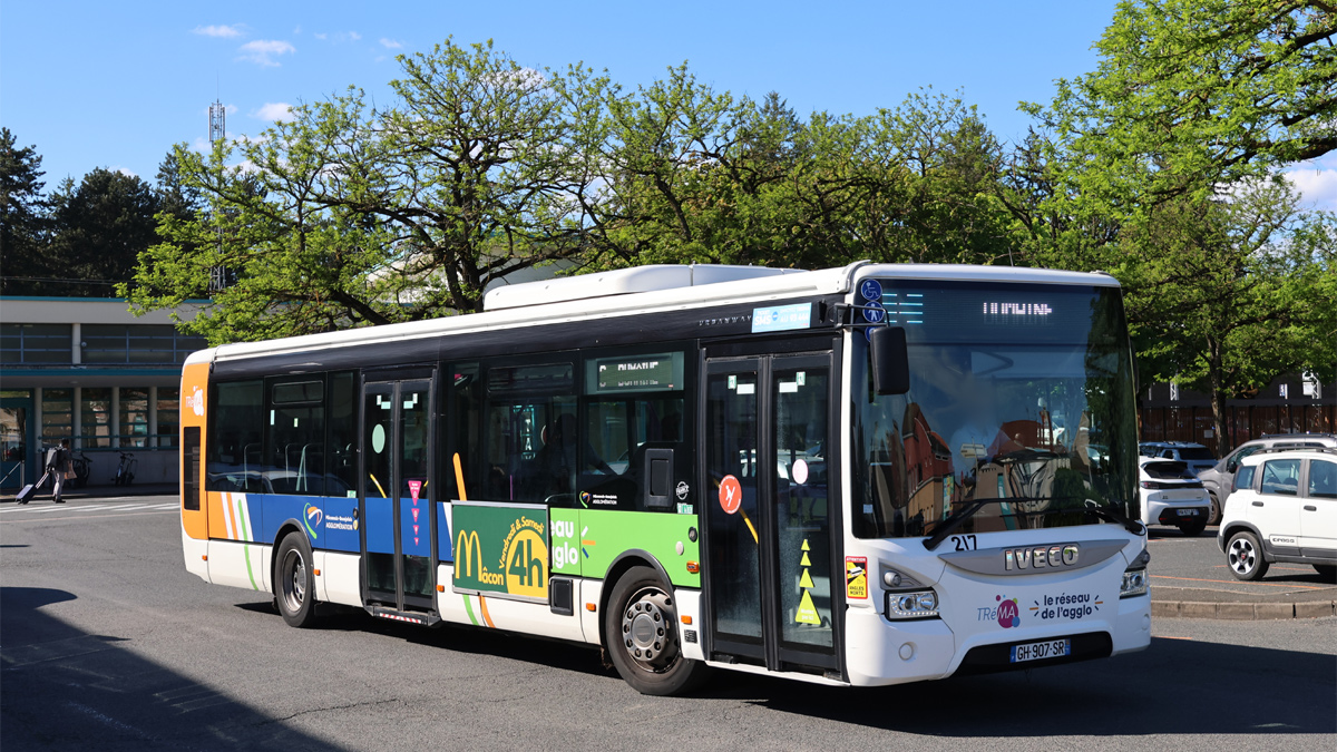Autobus du réseau TRéMA à Mâcon