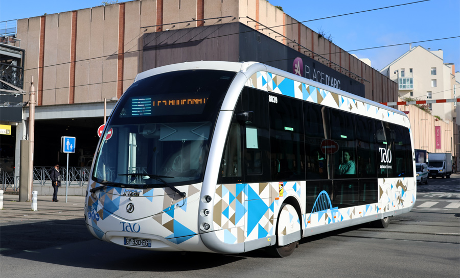 Irizar ie tram à Orléans