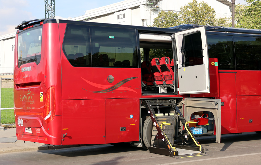 Scania Touring HD - Elévateur UFR