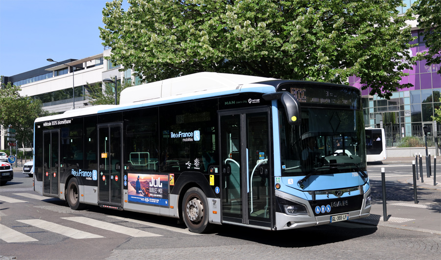 Autobus MAN Lion's City sur la ligne 302